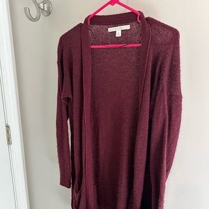 Maroon duster, size medium